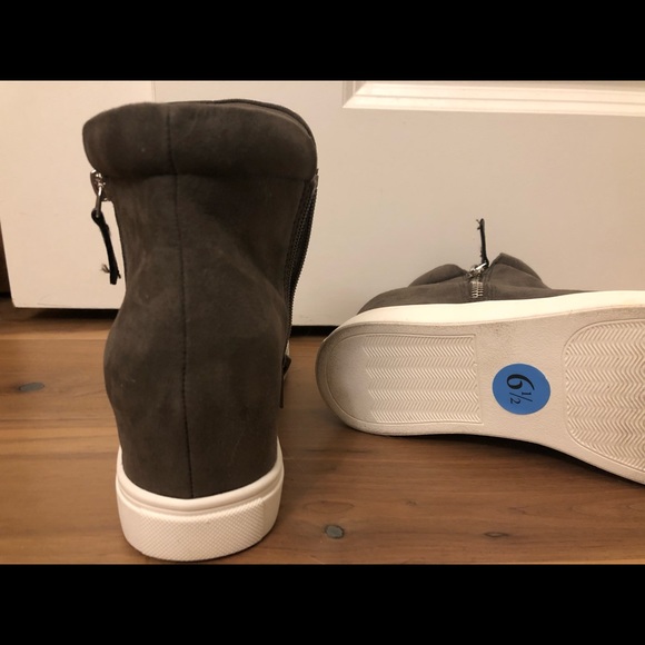 COPY - Brand New Madden Girl Wedgie Sneakers - Picture 3 of 4